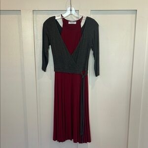 Bailey 44 Gray and Red Long Sleeve Dress